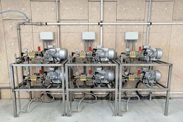 Groupe motopompe en série